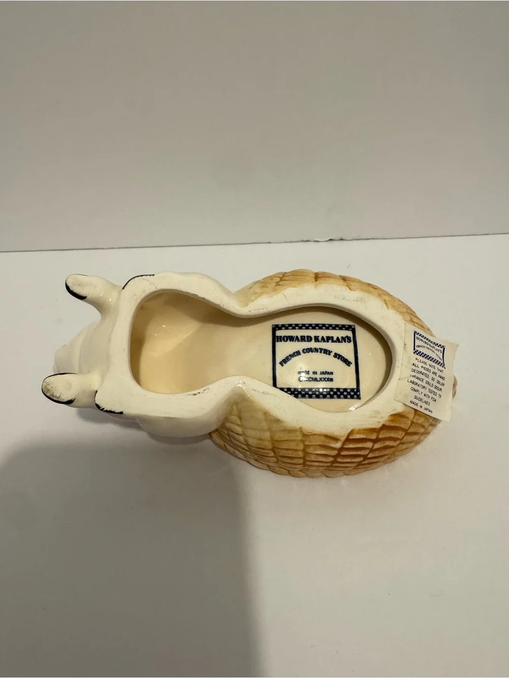 Vintage Howard Kaplan’s Porcelain Pig Woven Tan Basket Trinket/Soap Dish